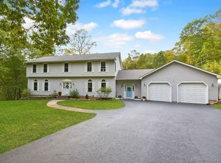 22 Jan Dr, Colchester, CT 06415