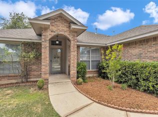 13205 Cloverleaf Ln, Oklahoma City, OK 73170