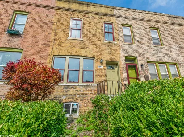 10718 S Champlain Ave, Chicago, IL 60628