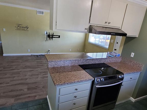 2nd image of 1374 Branham Ln Unit 4