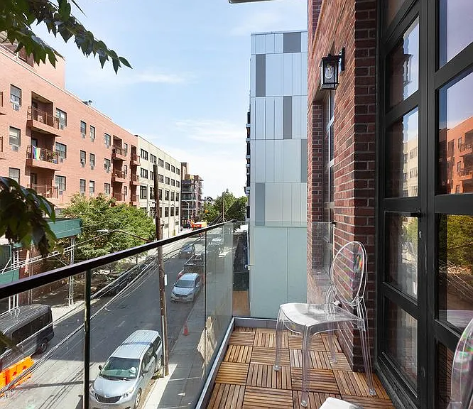 37-29 32nd St #5A — Photo 4