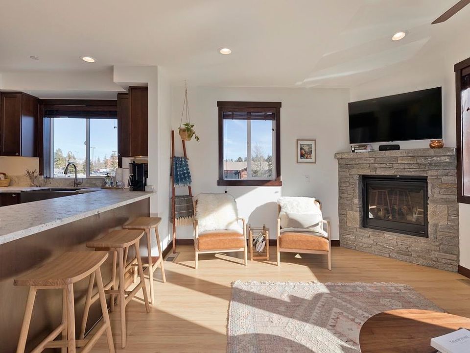 Lakeview Townhomes 125 Lakeview Blvd Mammoth Lakes CA Zillow