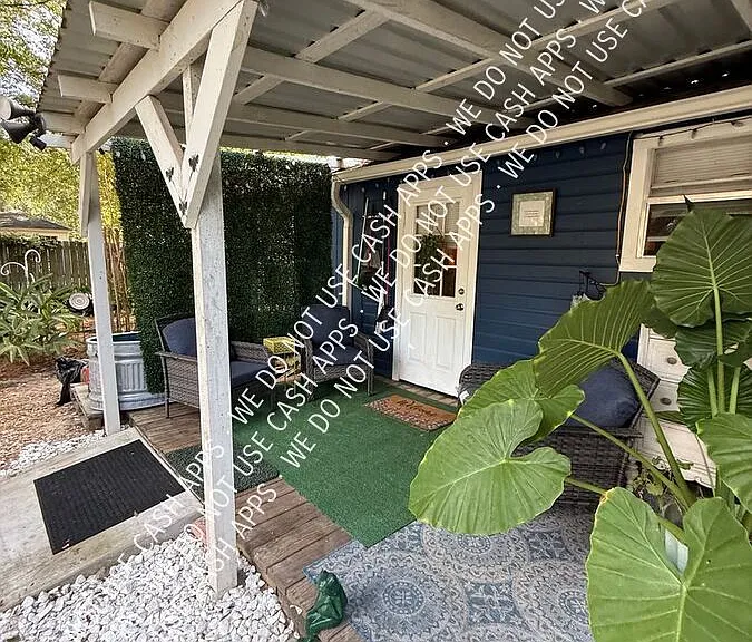 803 Markus Ave #B — Photo 1