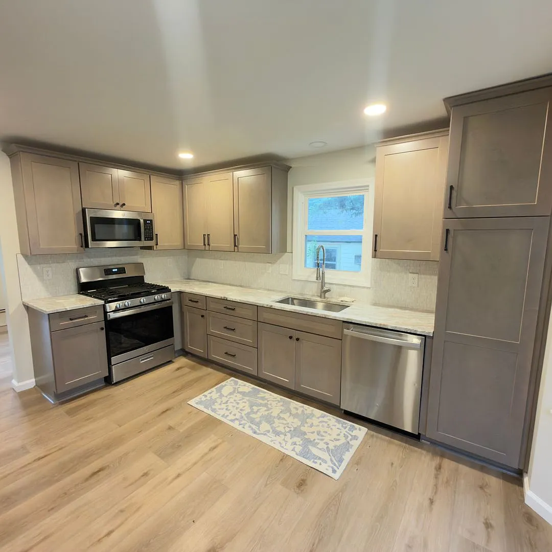 Updated 4-Bedroom Home Near Mulick Park & Gaslight Village — Photo 4