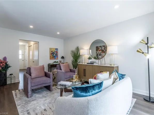 88 Tunbridge Cres #44, Hamilton, ON L8W 1L3