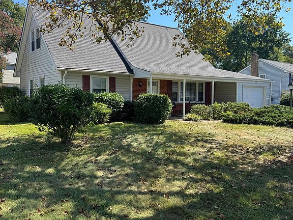 3rd image of 7311 Wickford Dr