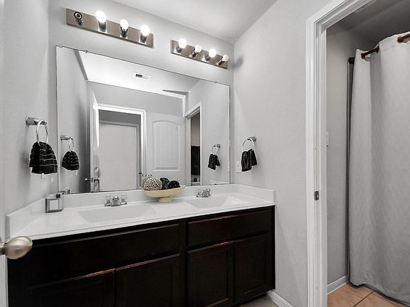 3rd image of 8022 Gambrel Way