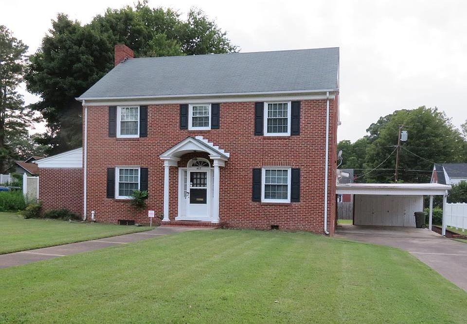 1st image of 407 Roanoke Ave