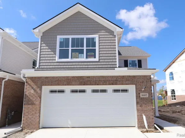 8602 Grove St, Washington, MI 48094