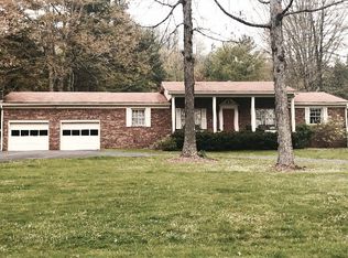 220 Dan Mont Vis, Daniels, WV 25832