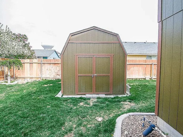 7715 Galiano Dr — Photo 28