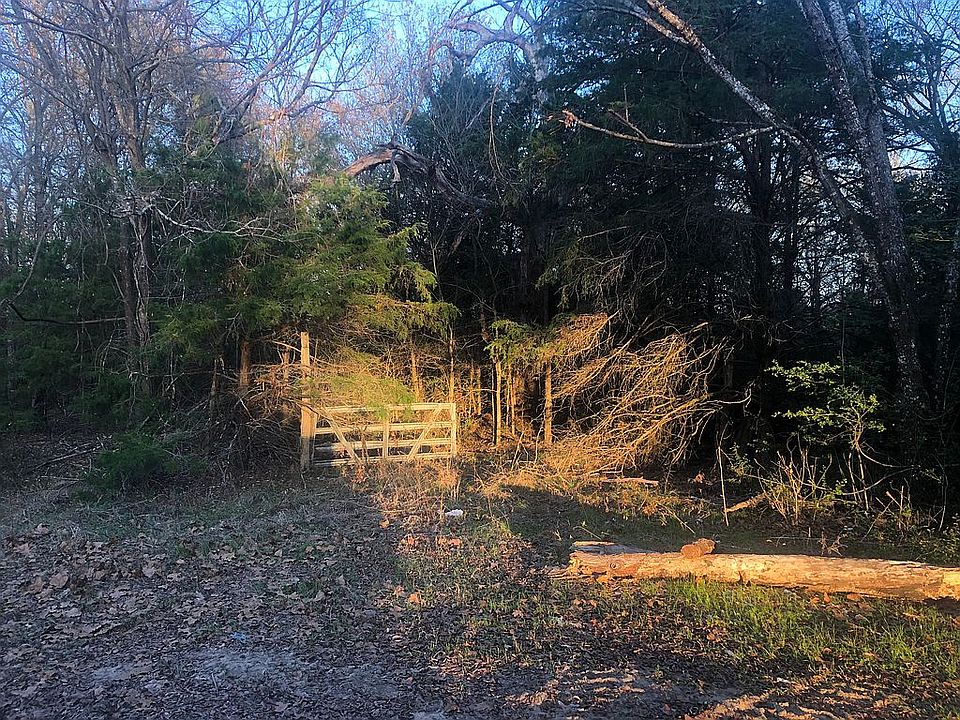 1st image of 211 County Road 1131