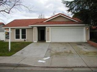 1900 Bristlecone Dr, Tracy, CA 95376