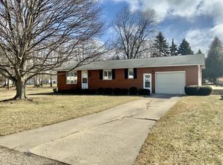 41 S Saint Clair St, Port Sanilac, MI 48469