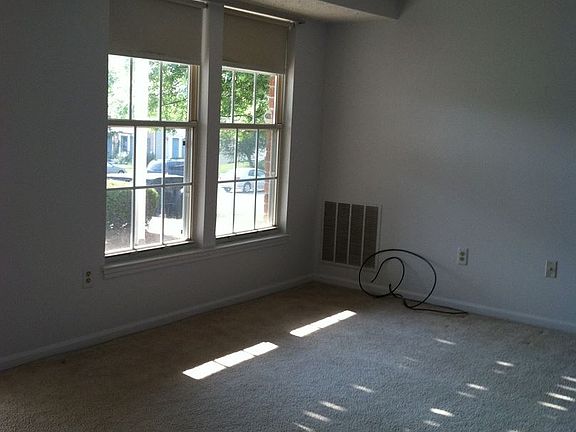 3rd image of 1400 Golden Rod Ct Unit A