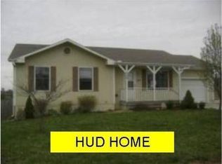 620 Silver Maple Dr, Harrisonville, MO 64701