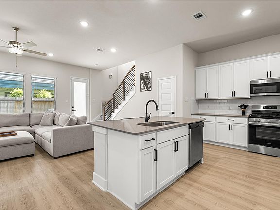 5th image of 4001 Baja Ln