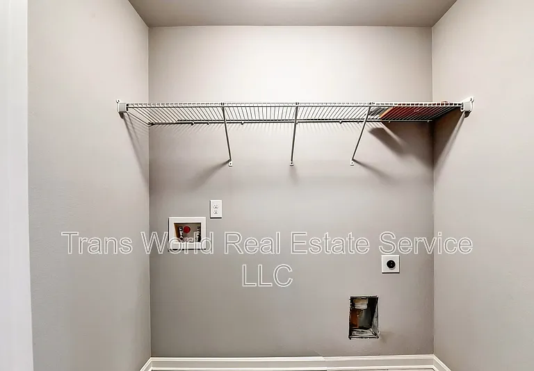 4648 Pine St SE — Photo 39