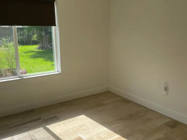 1436 NE 2nd Ave, Fort Lauderdale, FL 33304