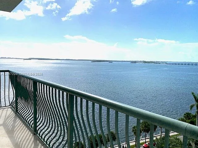 1408 Brickell Bay Dr #1009 — Photo 7