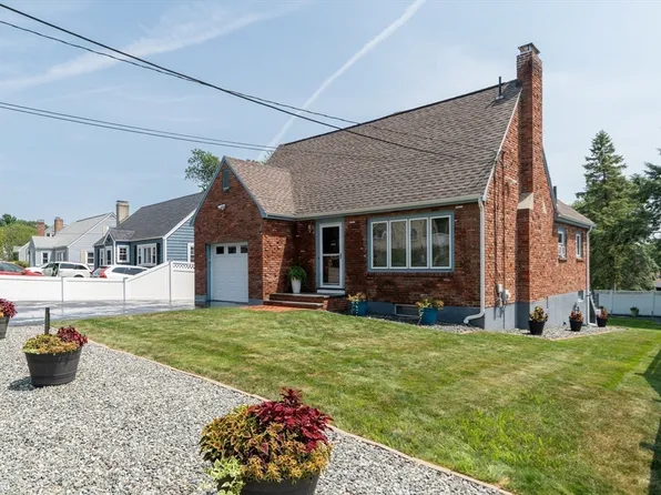 458 Appleton St, Arlington, MA 02476