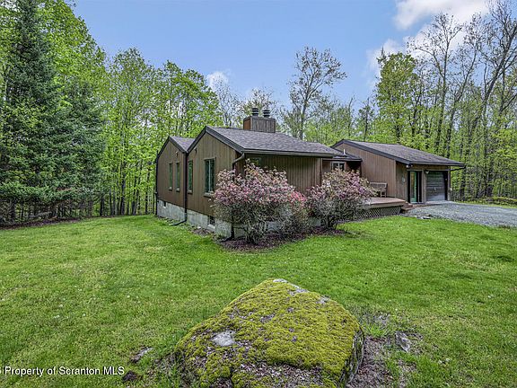 5th image of 248 Bulletwood Rd