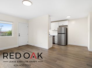1743 9th St #1, Santa Monica, CA 90404