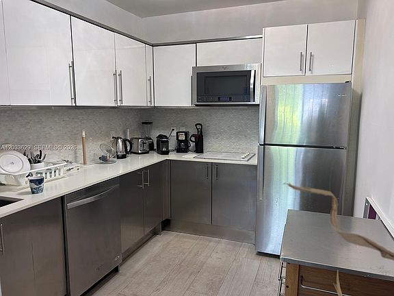 5th image of 700 16th St APT 109