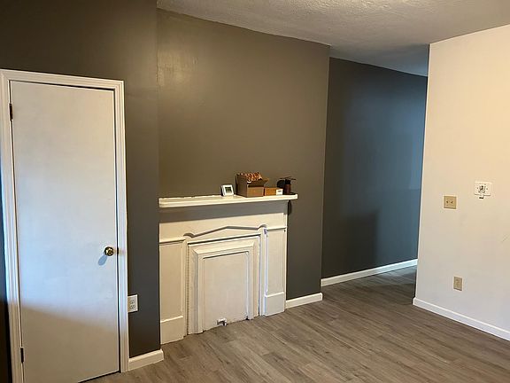 2nd image of 905 Orr Ave