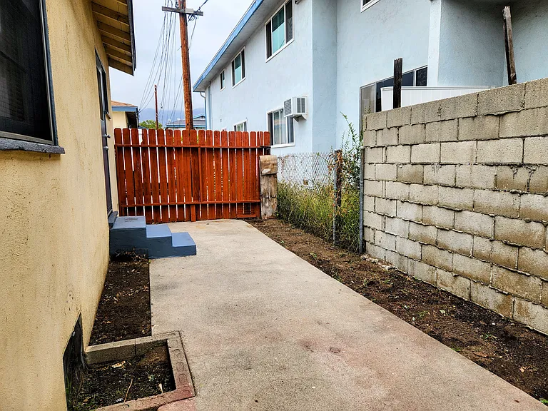 Patio/gardening area