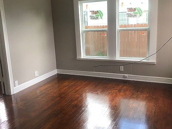2nd image of 430 Louisiana Ave