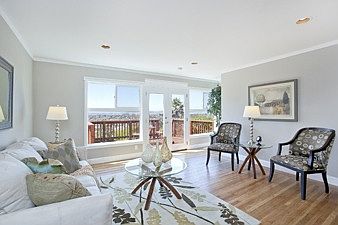 LR 2 :: 637 Amador Street