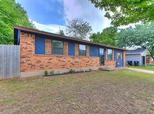 606 Holsey Dr, Noble, OK 73068