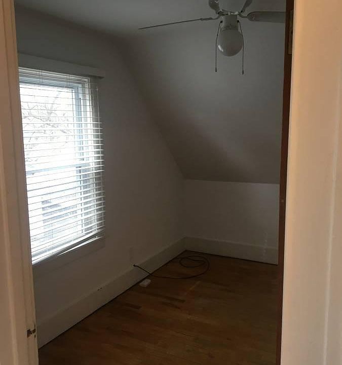 Smaller bedroom