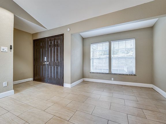3rd image of 8560 Park Ln APT 75