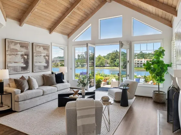 39 Creek View Cir, Larkspur, CA 94939