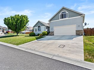711 N 55th St, Yakima, WA 98901
