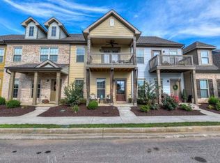 2811 Sterlingshire Dr, Murfreesboro, TN 37128