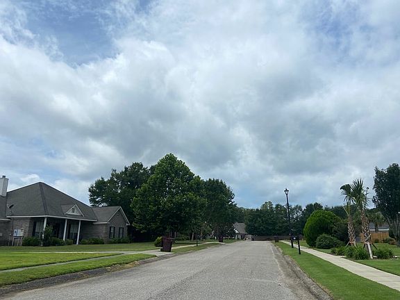 4th image of 322 Kittie Ct