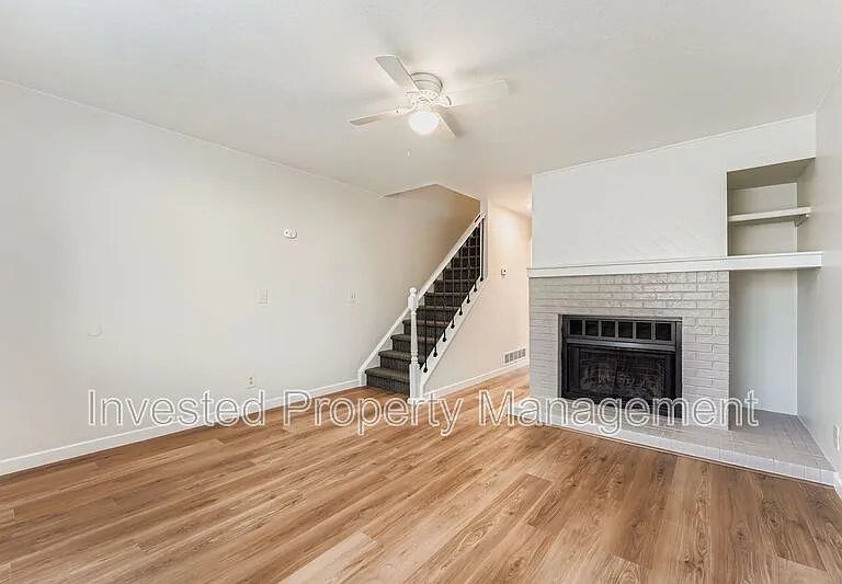 17697 E Loyola Dr #B — Photo 4
