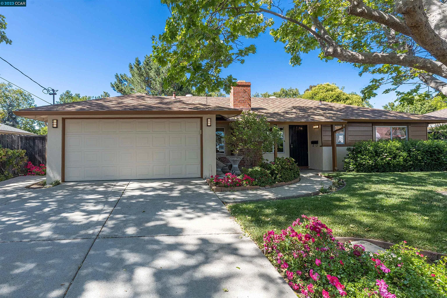 124 Cynthia Dr photo 1