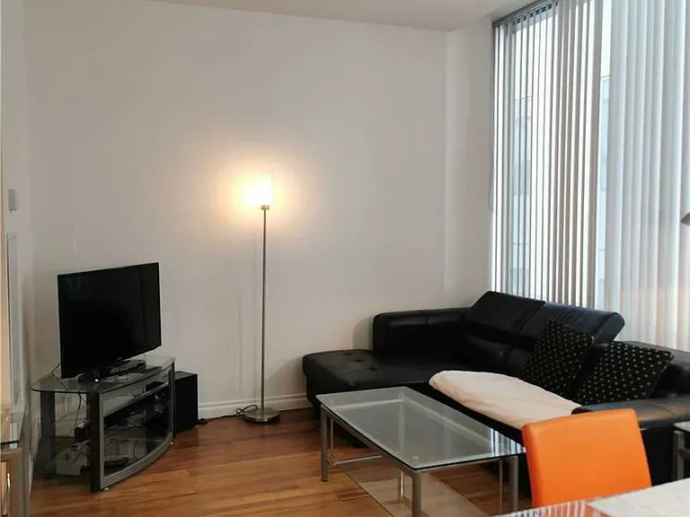 832 Bay St #214 — Photo 7