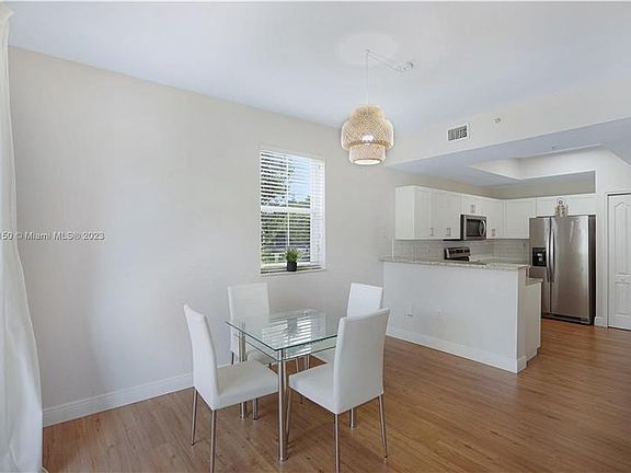 3rd image of 8866 W Flagler St APT 207