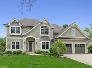 1007 N Stratford Rd, Arlington Heights, IL 60004