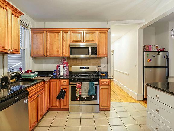 landlord_unit_photo_0.75