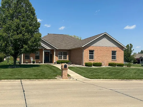 36 Adderly Ln, Millstadt, IL 62260
