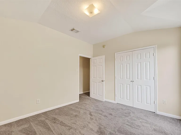 16119 Gavin Ln — Photo 36