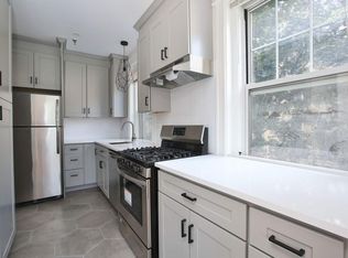 114 Riverway APT 9, Boston, MA 02215