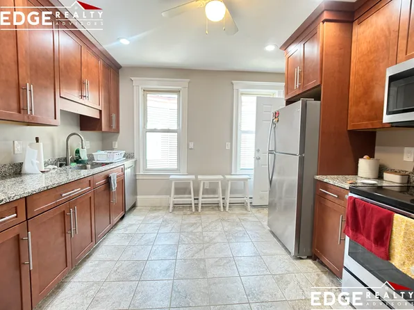7 Fairbanks St #3, Brighton, MA 02135