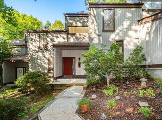 9302 Groundhog Dr, North Chesterfield, VA 23235